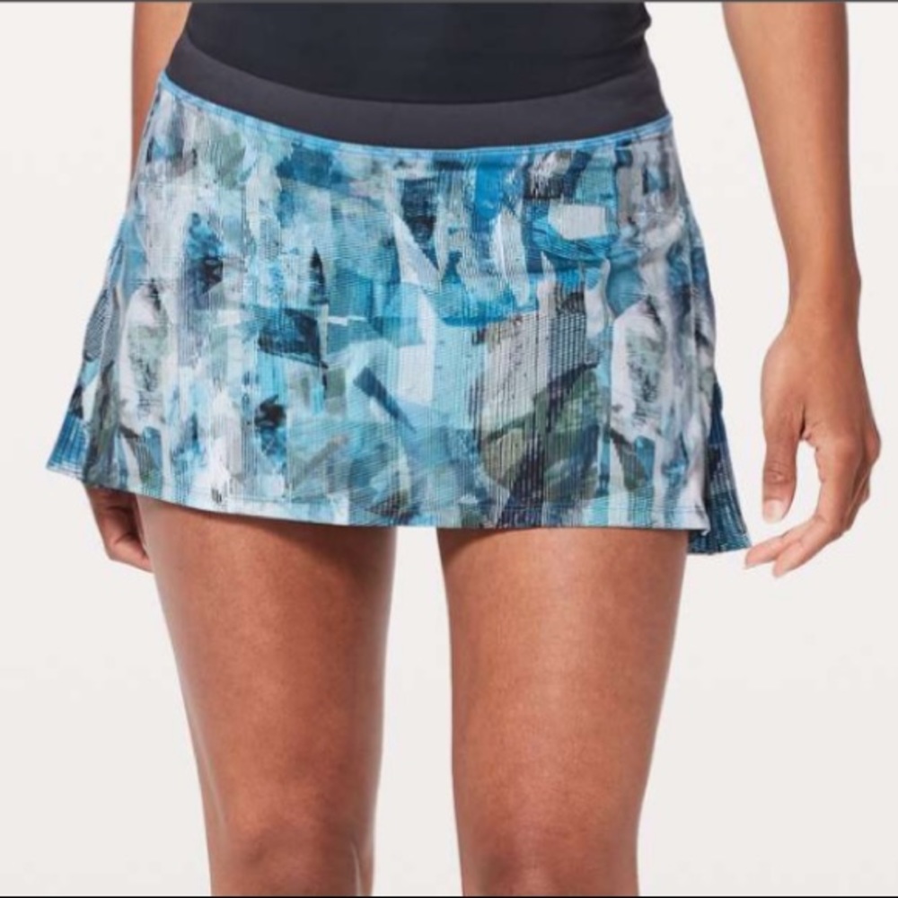 Lululemon Play Off the Pleats Tennis Skirt